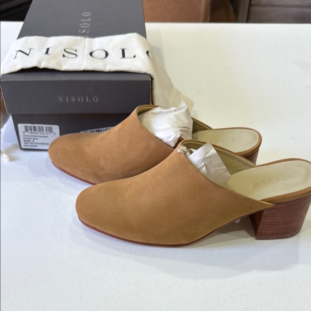 Nisolo Women's Tan Mules